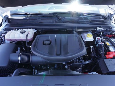 Used 2026 RAM 1500 Big Horn AWD/4WD image 7
