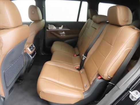 New 2026 Mercedes-Benz GLS 450 4MATIC image 21