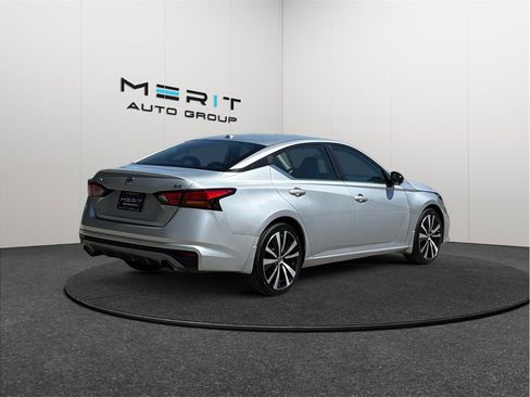 Used 2020 Nissan Altima 2.5 SR image 9