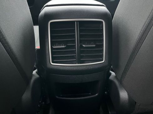 Used 2025 Kia Sportage LX image 23