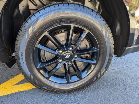 Used 2019 Dodge Journey SE w/ Premium Group image 12