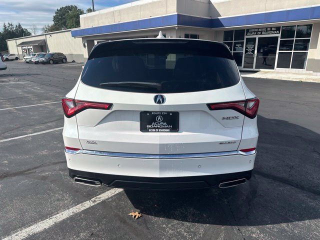 Certified 2024 Acura MDX w/ Technology Package AWD/4WD image 4