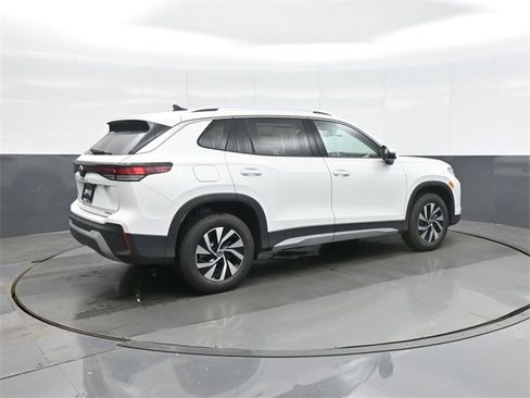 New 2026 Volkswagen Tiguan S image 7