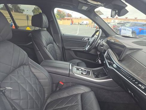Used 2025 BMW X5 sDrive40i RWD image 11