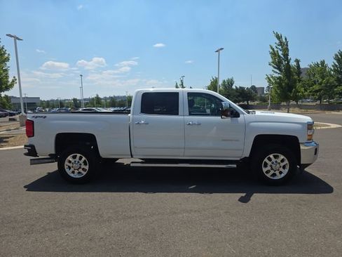 Used 2015 Chevrolet Silverado 2500 LTZ w/ Duramax Plus Package AWD/4WD image 2
