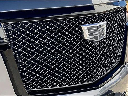 Used 2023 Cadillac Escalade Sport image 28