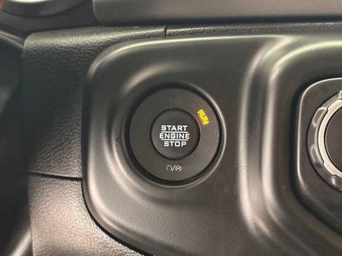 Used 2022 Jeep Wrangler Unlimited Sport AWD/4WD image 41