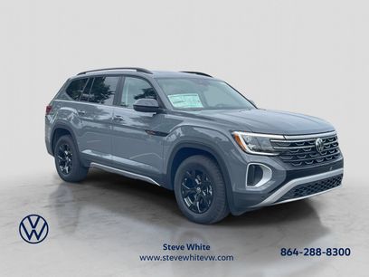 New 2026 Volkswagen Atlas Peak Edition