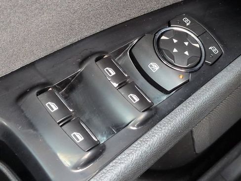 Used 2016 Ford Fusion SE FWD image 21