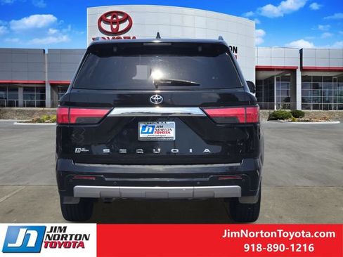 Used 2023 Toyota Sequoia Limited w/ Tow Technology Package AWD/4WD image 7