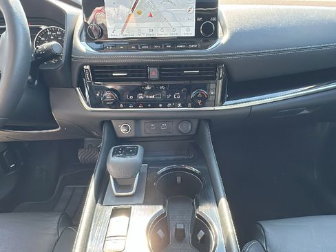 Certified 2023 Nissan Rogue SL w/ SL Premium Package AWD/4WD image 20