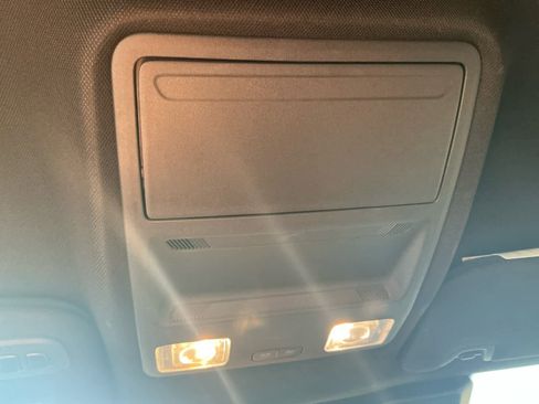 Used 2024 Ford Mustang GT Premium image 25