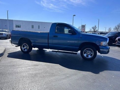 Used 2004 Dodge Ram 1500 Truck SLT image 4