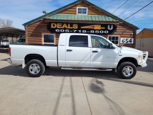 Used 2006 Dodge Ram 1500 Truck SLT w/ Trailer Tow Group image 2