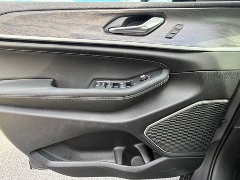 New 2026 Jeep Grand Cherokee L Limited image 24