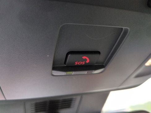 Certified 2025 Toyota Camry SE w/ Convenience Package FWD image 25