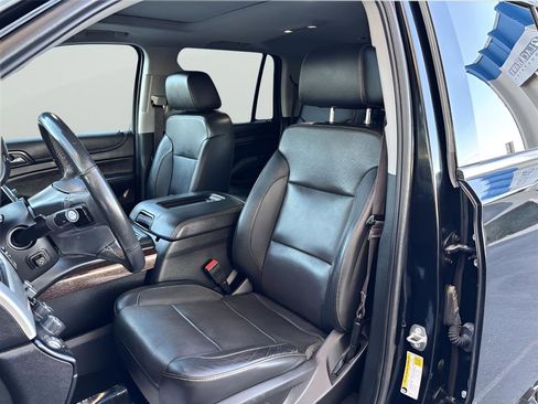 Used 2018 GMC Yukon SLT w/ HD Trailering Package image 12