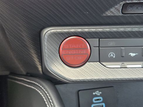 Used 2025 Ford Mustang GT Premium w/ GT Performance Package RWD image 19
