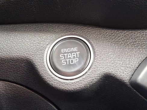 Used 2021 Kia Forte GT-Line image 23