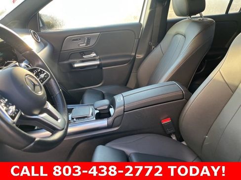 Used 2023 Mercedes-Benz GLA 250 4MATIC image 9