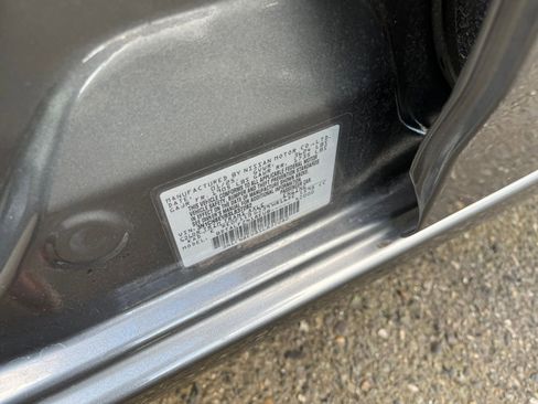 Used 2025 Nissan Versa SV FWD image 29