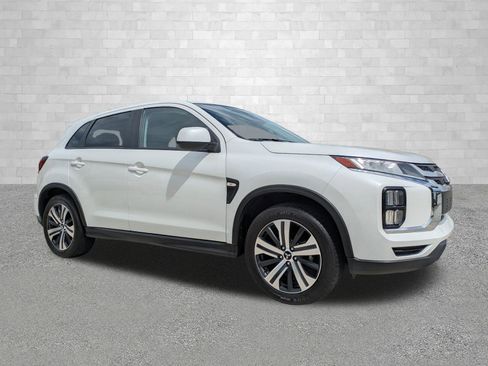 Used 2020 Mitsubishi Outlander Sport ES FWD image 1