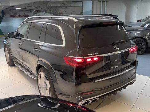 Used 2026 Mercedes-Benz GLS 63 AMG 4MATIC image 8