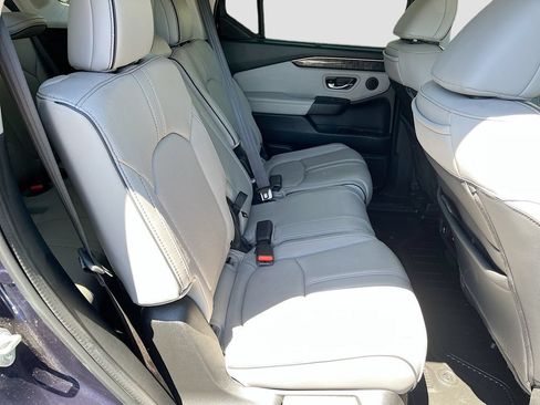 Used 2024 Honda Pilot Elite image 30
