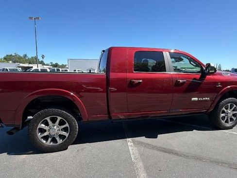 Used 2022 RAM 3500 Limited AWD/4WD image 3