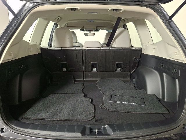Used 2023 Subaru Forester AWD/4WD image 29