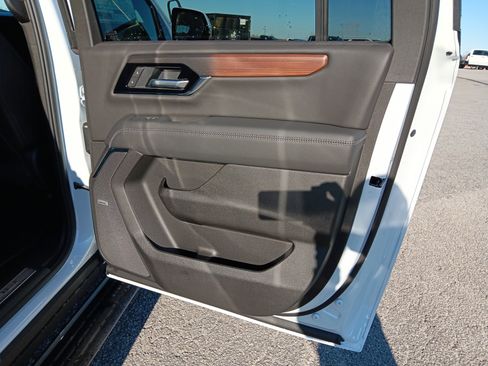 New 2026 GMC Yukon XL Denali w/ Sun & Power Step Package image 29