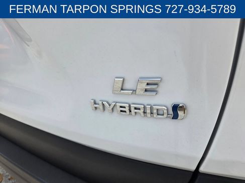 Used 2024 Toyota RAV4 LE AWD/4WD image 14