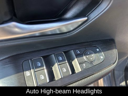 Used 2025 Nissan Kicks SR w/ SR Premium Package AWD/4WD image 15