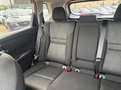 Used 2025 Nissan Rogue SV FWD image 41