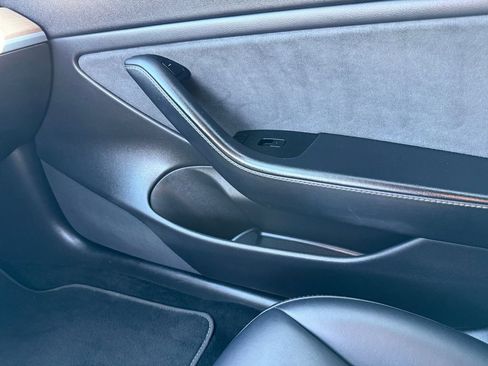 Used 2019 Tesla Model 3 Long Range AWD/4WD image 26