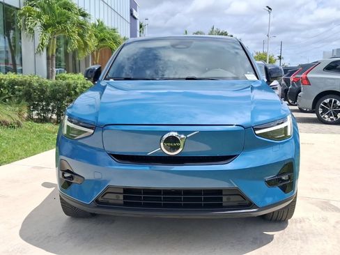 Used 2023 Volvo C40 P8 Recharge Ultimate AWD/4WD image 2