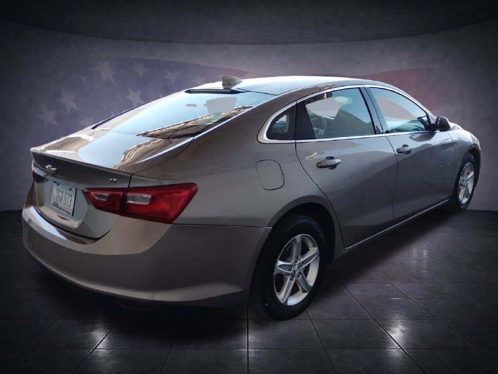 Used 2023 Chevrolet Malibu LT FWD image 5