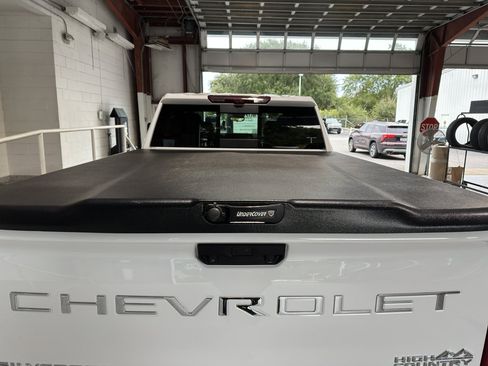 Used 2024 Chevrolet Silverado 2500 High Country w/ High Country Premium Package image 36