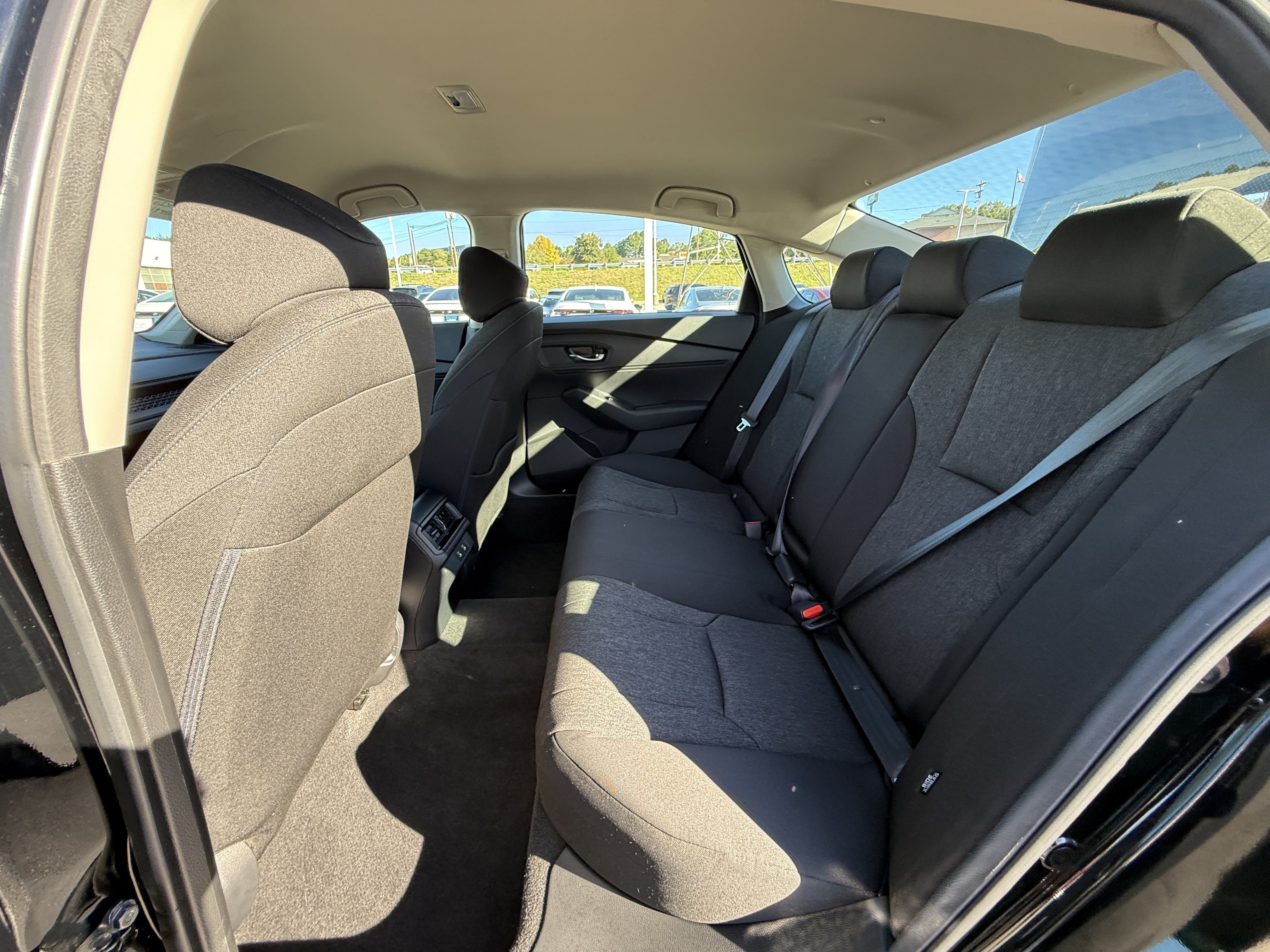 Certified 2025 Honda Accord LX image 30
