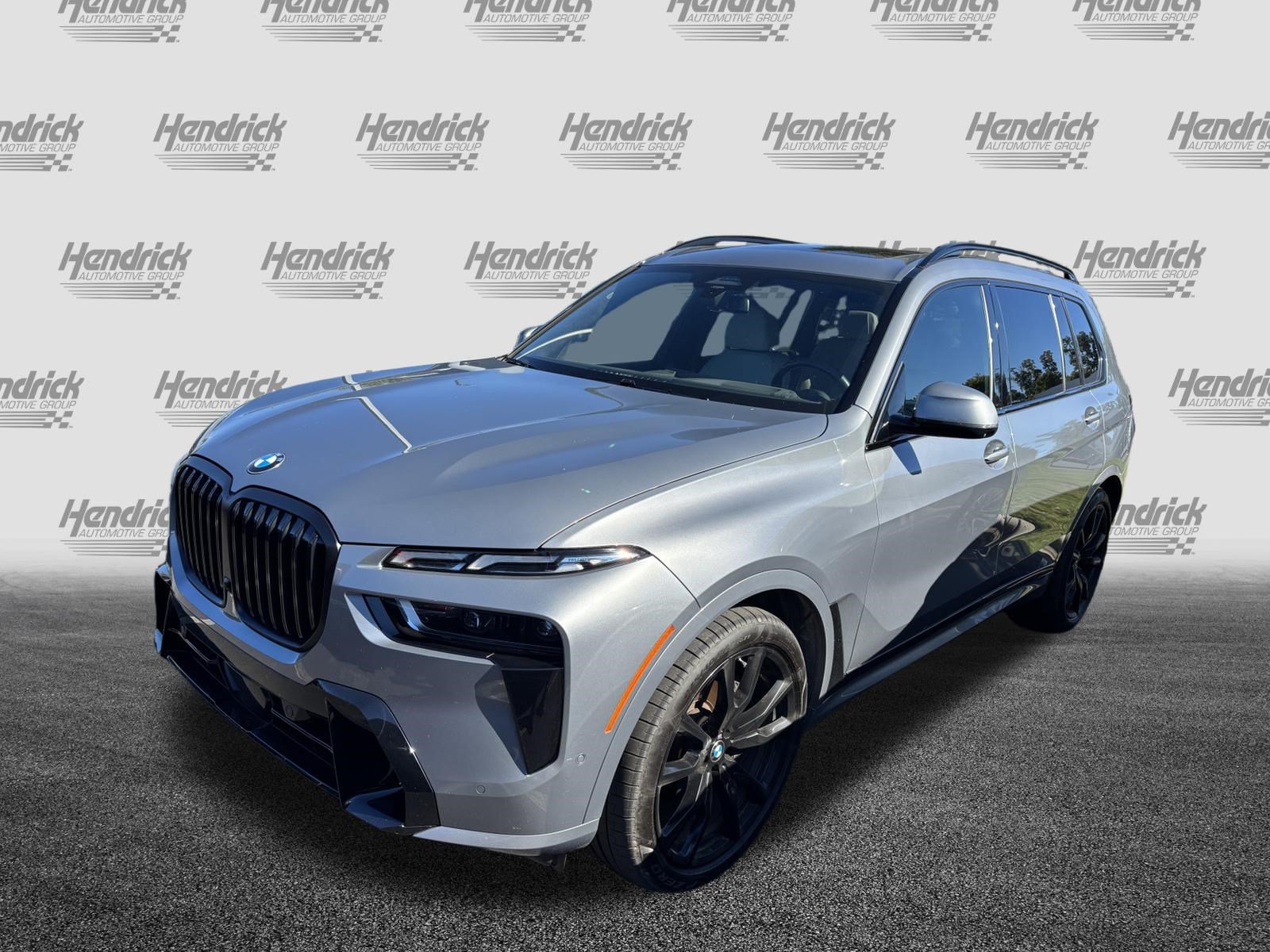 Certified 2023 BMW X7 xDrive40i w/ M Sport Package AWD/4WD image 6