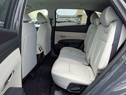 Certified 2025 Hyundai Tucson SEL AWD/4WD image 10