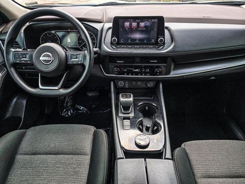 Used 2023 Nissan Rogue SV AWD/4WD image 31