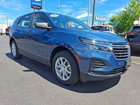 Used 2024 Chevrolet Equinox LS AWD/4WD image 7