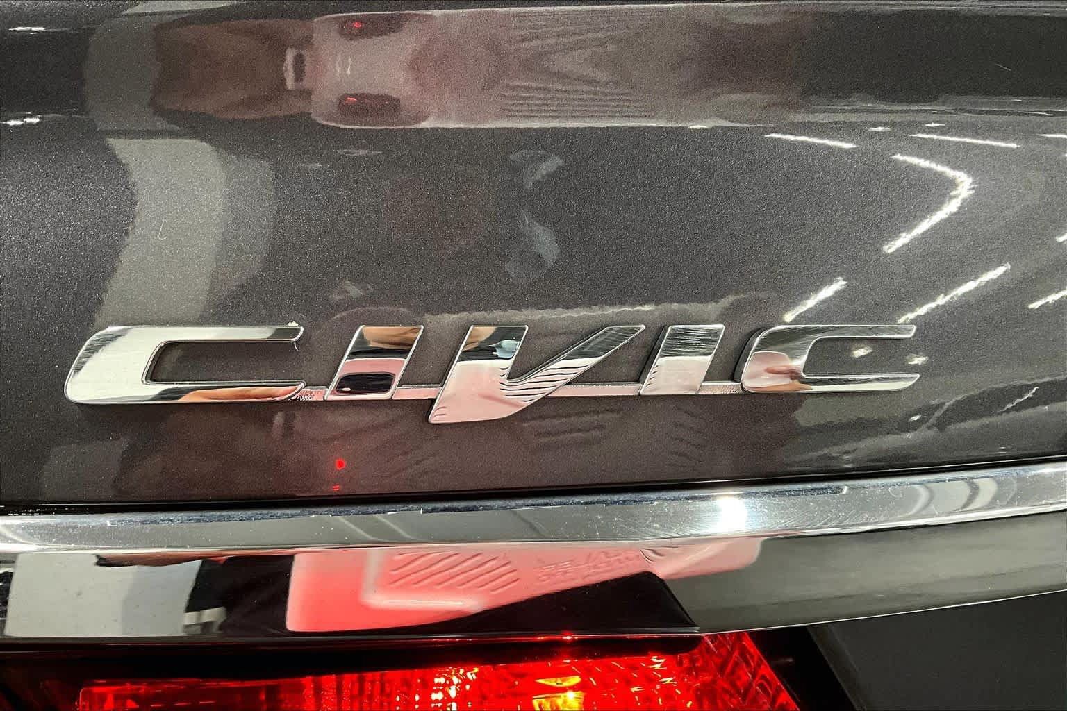 Used 2015 Honda Civic EX image 9