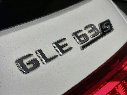 Used 2021 Mercedes-Benz GLE 63 AMG S image 27
