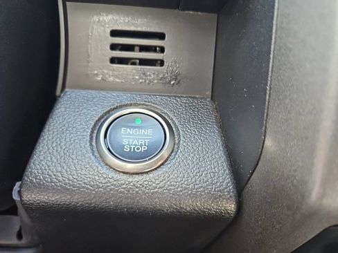 Used 2017 Ford F150 Raptor w/ Equipment Group 802A Luxury AWD/4WD image 21