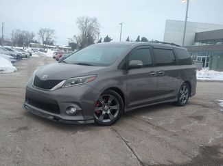 Used 2015 Toyota Sienna SE Premium video 1