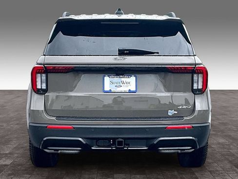 New 2026 Ford Explorer ST-Line w/ ST-Line Street Pack AWD/4WD image 11