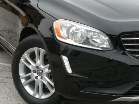 Used 2016 Volvo XC60 T5 Premier image 3