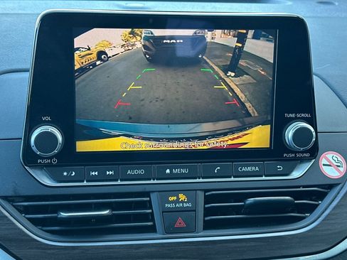 Used 2023 Nissan Altima 2.5 SV image 21